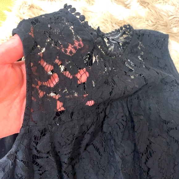 (M)🌷🔥Zac & Rachel🔥🌷Masikini Lace Top Ptp 18.5"× L23" - Picture 6 of 10
